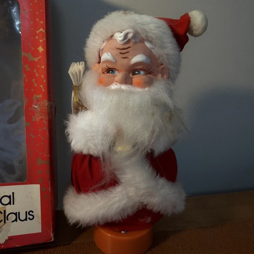 Vtg Brite Star Musical Santa With Original Box Music‎ Works!